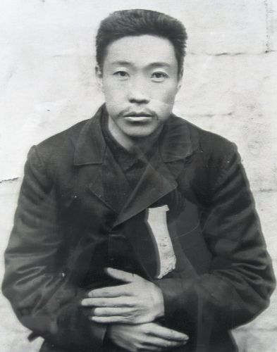 안중근의 흑백 초상 사진